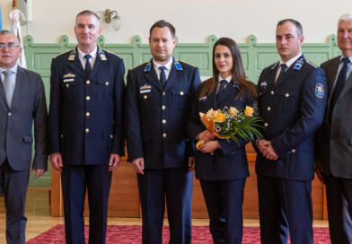 A Törökszentmiklósi Rendőrkapitányság négy rendőre kapott elismerést