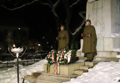 Kegyeleti megemlékezés a Don-kanyar áldozataira Törökszentmiklóson