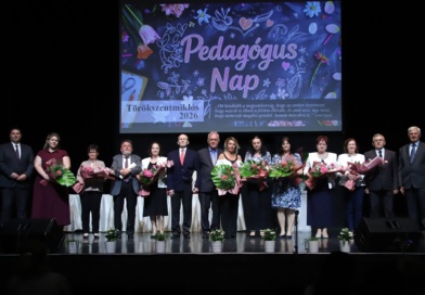 Pedagógusnapi ünnepség a pedagógusok tiszteletére
